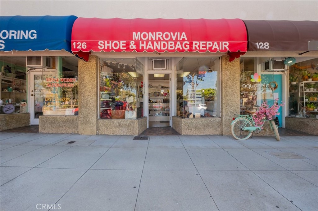 126 S Myrtle Avenue