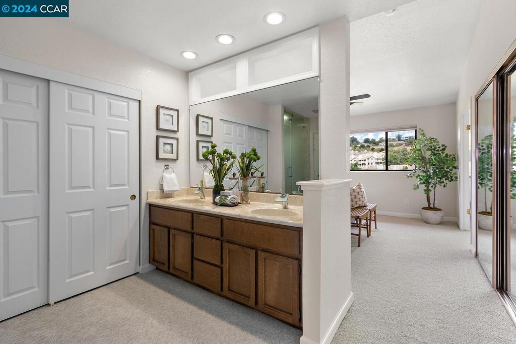 FAIRWAYS - Residential