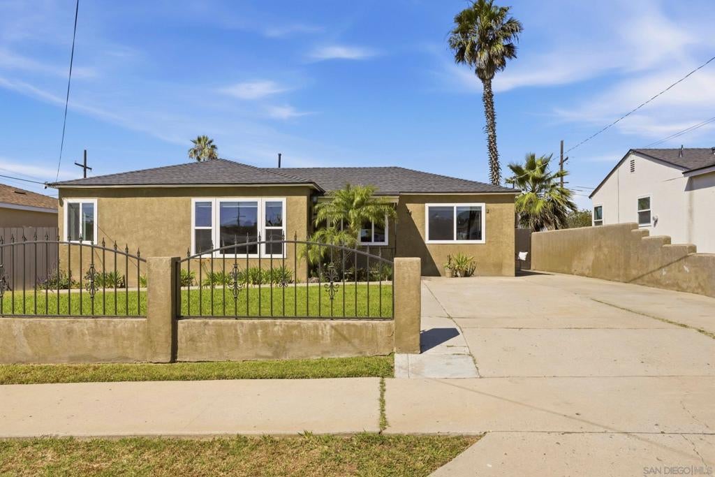 34 N Clairmont Ave, National City CA 91950