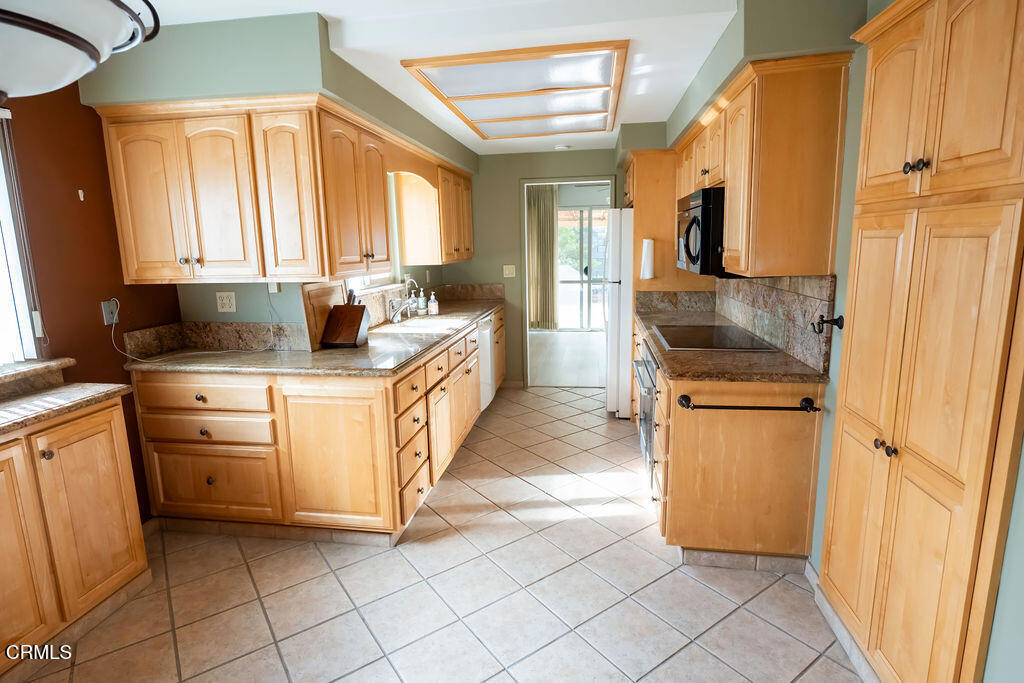 Edgemont 1 - 142901 - Residential Lease