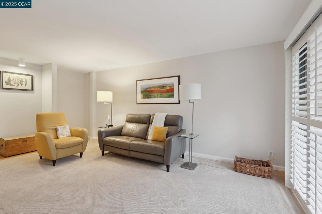 460 N Civic Dr 108