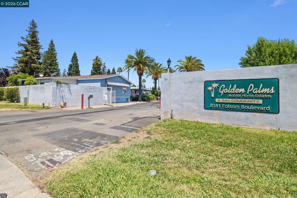 8181 Folsom Blvd