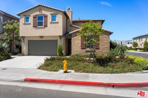 Photo of 21181 Strathmoor Lane, Huntington Beach, CA 92646 (MLS # 26827843)
