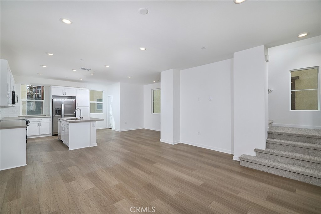 6046 Fairfax Drive