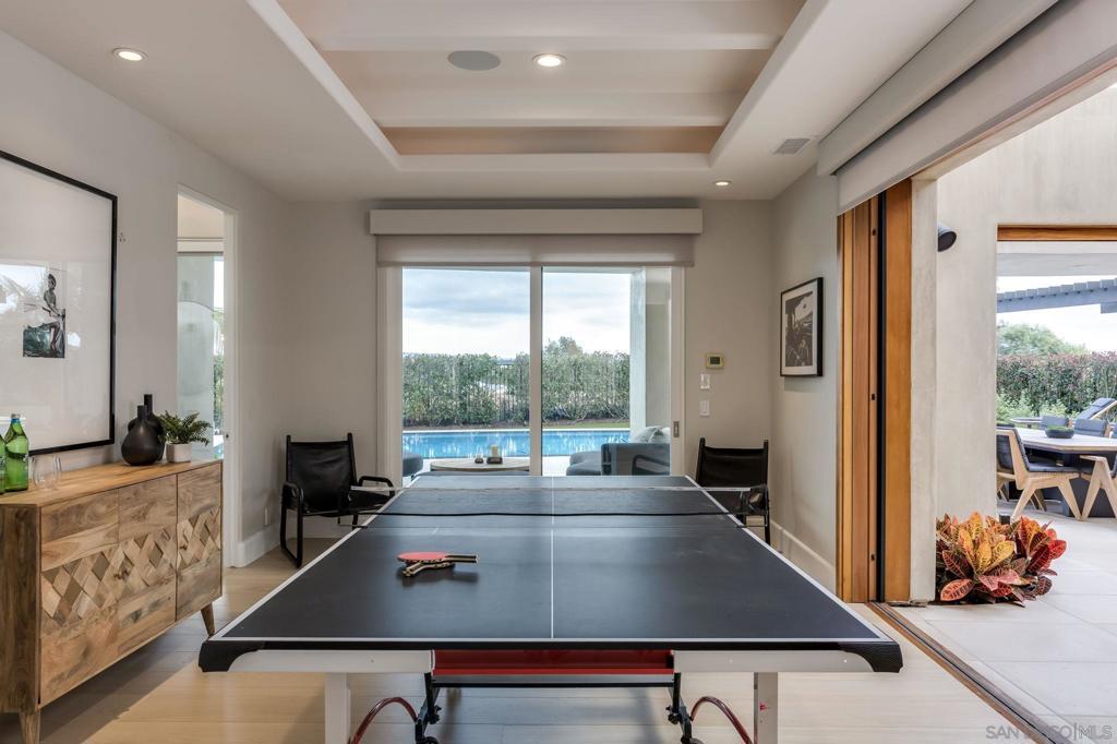 Rancho Santa Fe - Residential