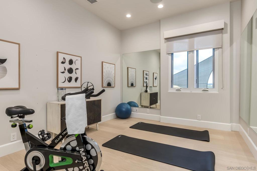 Rancho Santa Fe - Residential