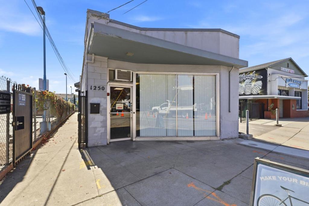 1250 Soquel Avenue