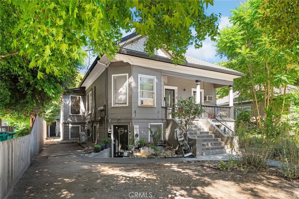 1029 Salem Street
