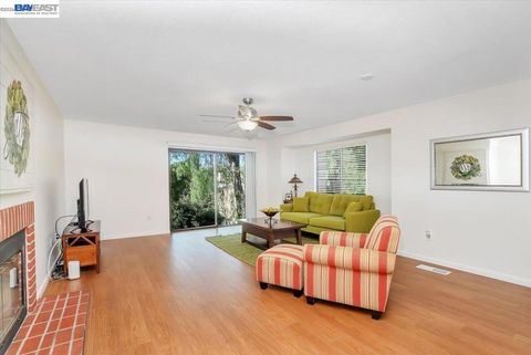 Photo of 2280 Renwick Ln, Antioch, CA 94509 (MLS # 41140043)
