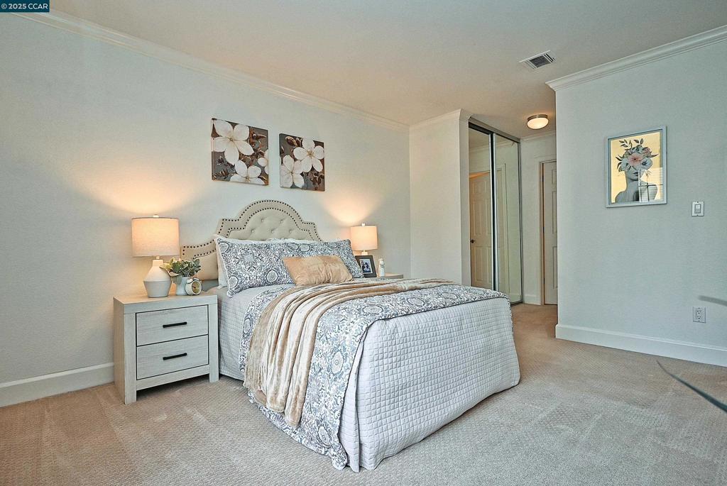 CRESTVIEW - Residential