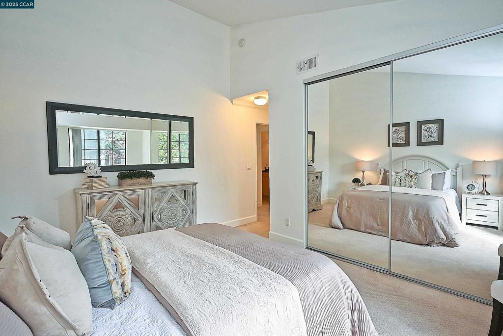 CRESTVIEW - Residential