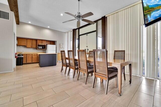 Smoketree Racquet Cl - Residential