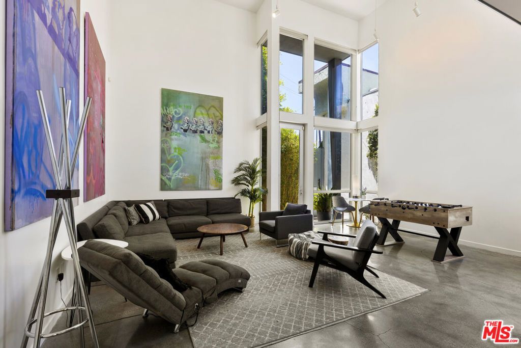 Photo of 1410 Pacific Avenue, Venice, CA 90291 (MLS # 25549383)
