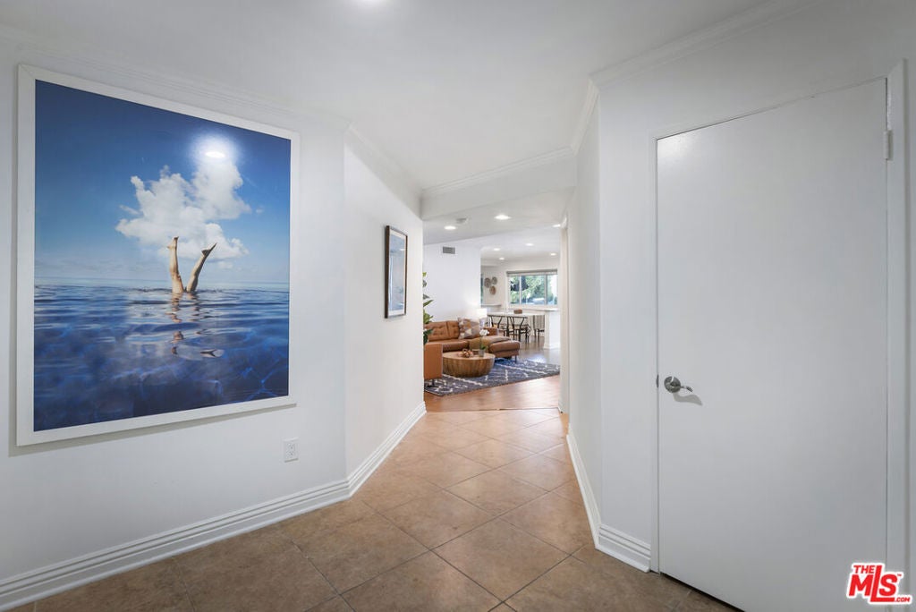 330 W California Boulevard 101