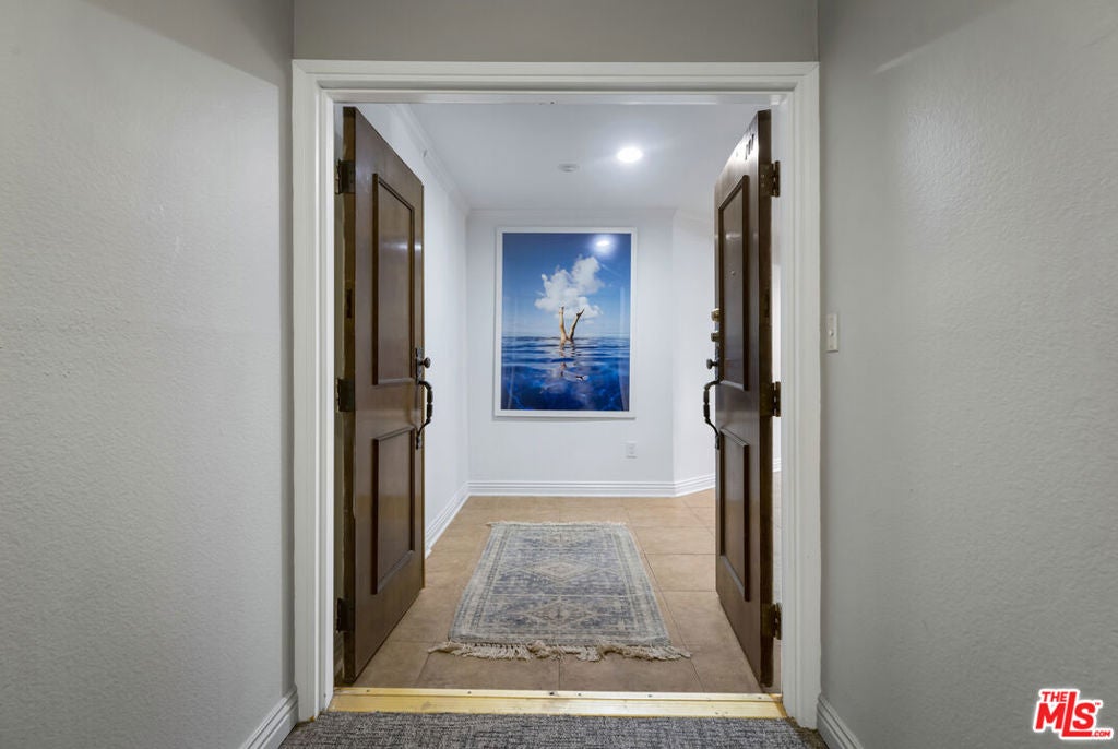 330 W California Boulevard 101