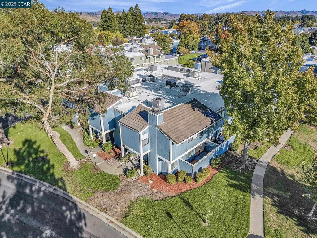OLYMPIAN HILLS - Residential