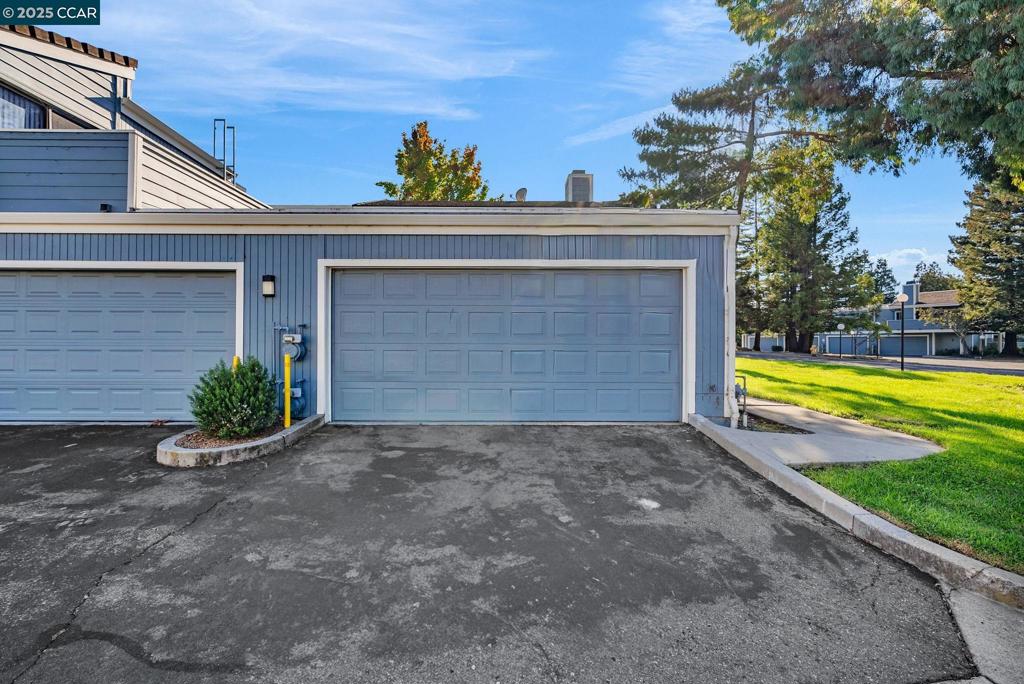 OLYMPIAN HILLS - Residential