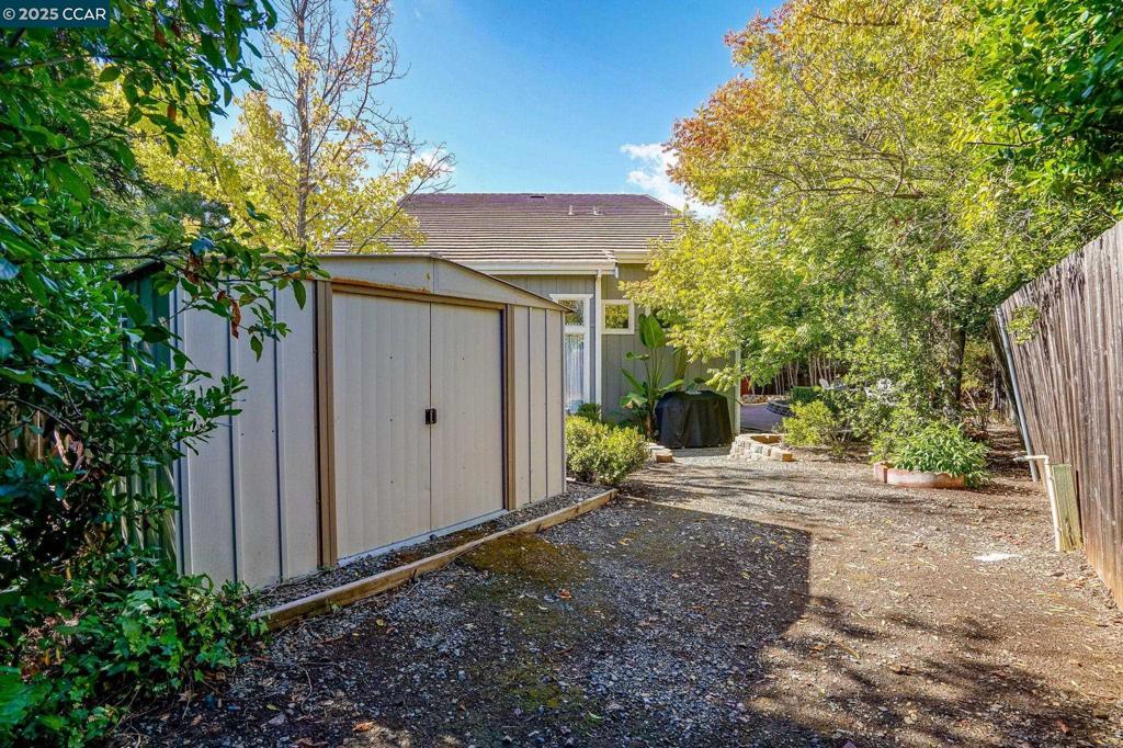 CANTERBURY VILG - Residential