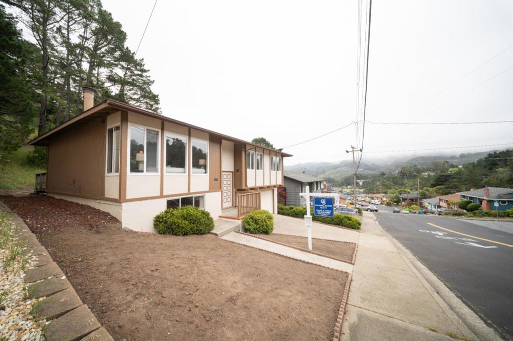 1287 Lerida Way