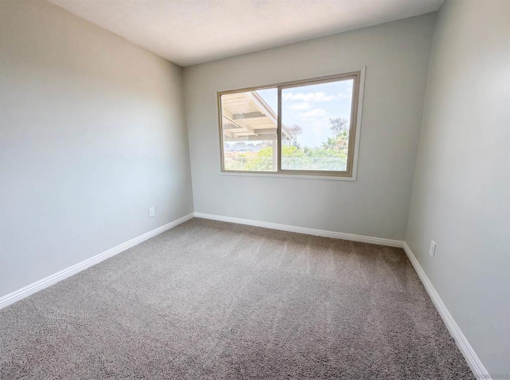 5219 Irwin