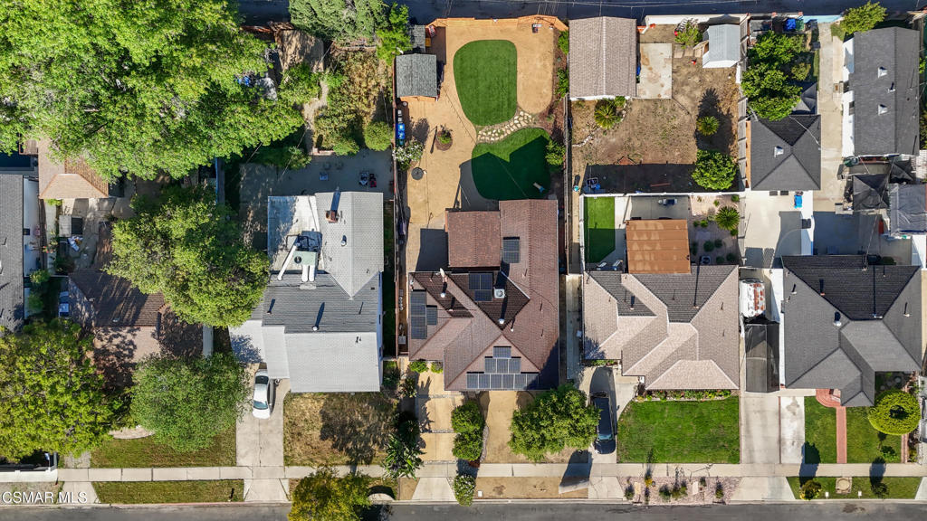 7039 Sylvia Avenue