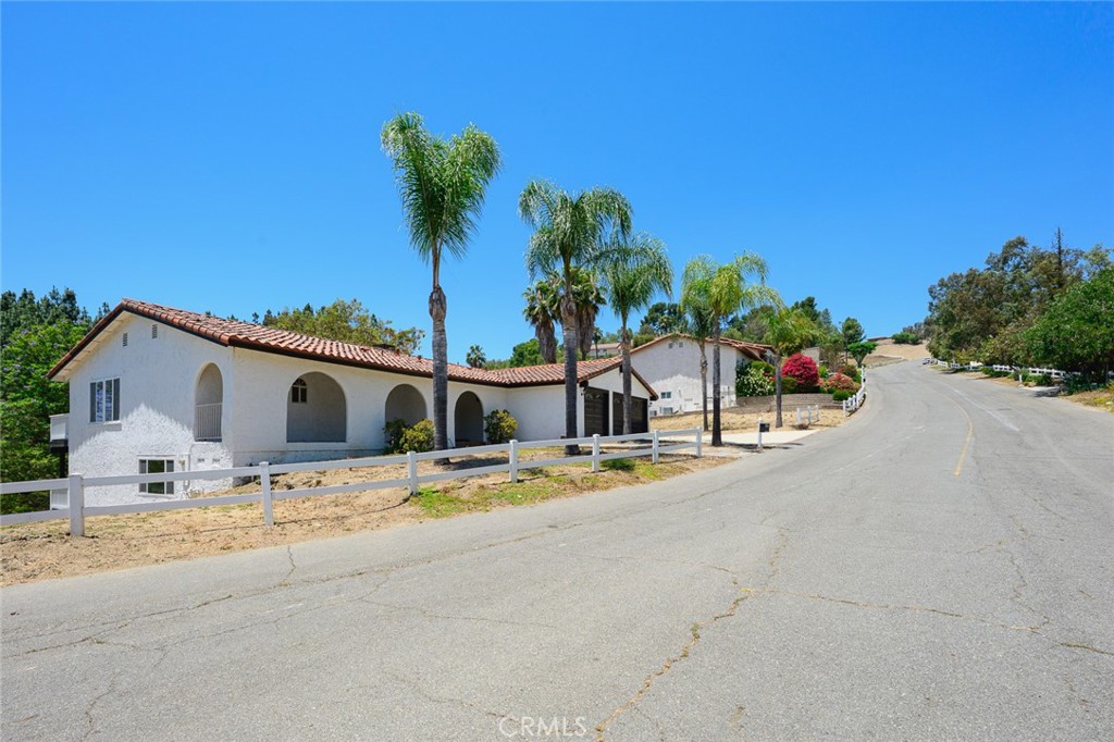 2169 Rocky View