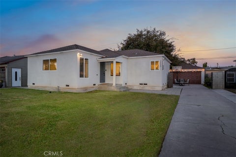 Photo of 2055 S Lowell ST, Santa Ana, CA 92707 (MLS # PW26223210)