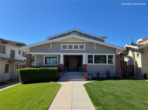 Photo of 1019 S Gramercy Dr, Los Angeles, CA 90019 (MLS # SR25243995) Photo of 1019 S Gramercy Dr, Los Angeles, CA 90019 (MLS # SR25243995)