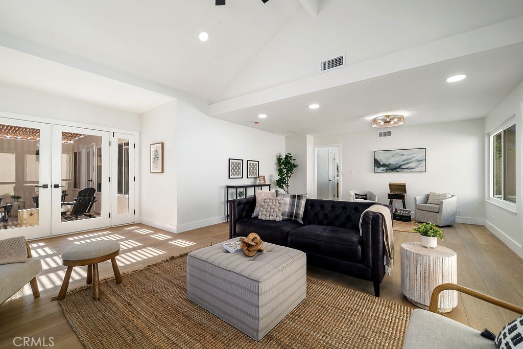 1068 San Pablo Circle