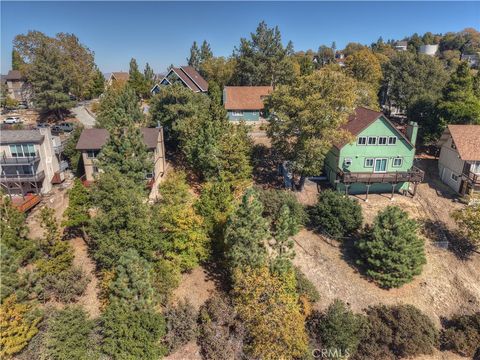 Photo of 139 Grass Valley, Lake Arrowhead, CA 92352 (MLS # OC25243507)