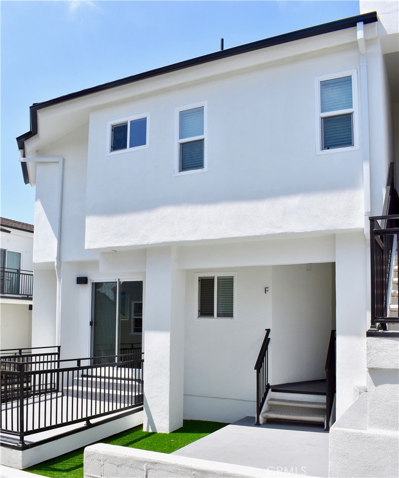 430 Sierra Street F