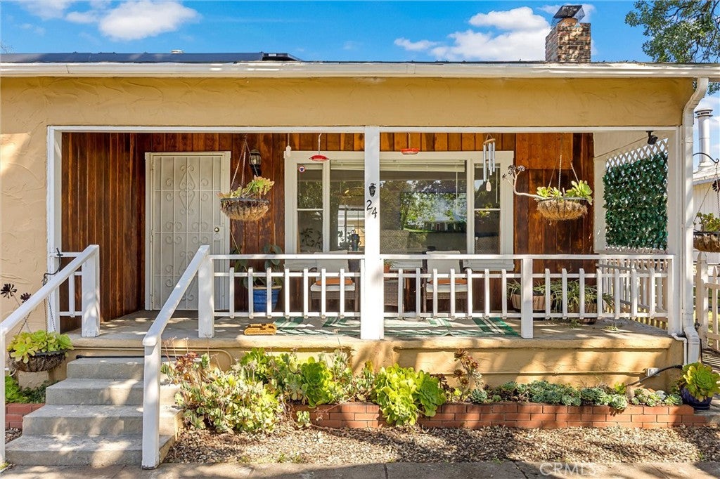 24 Grand Avenue