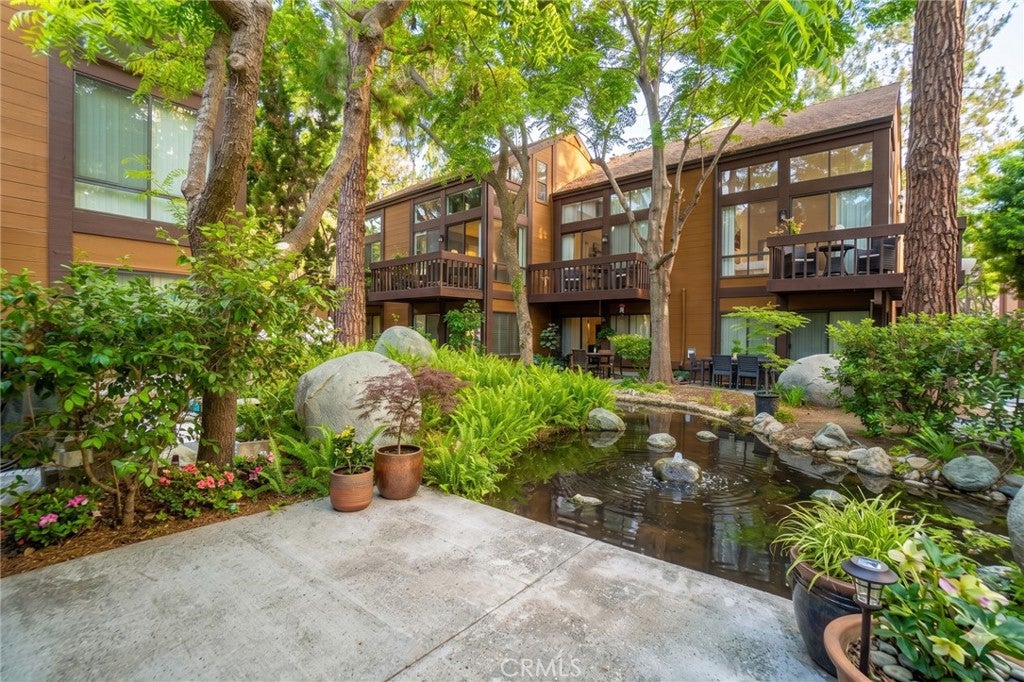 14101 Bayside
