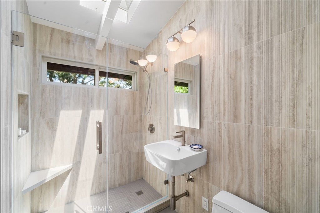 14752 Candeda Place, Tustin CA 92780 - Photo 19