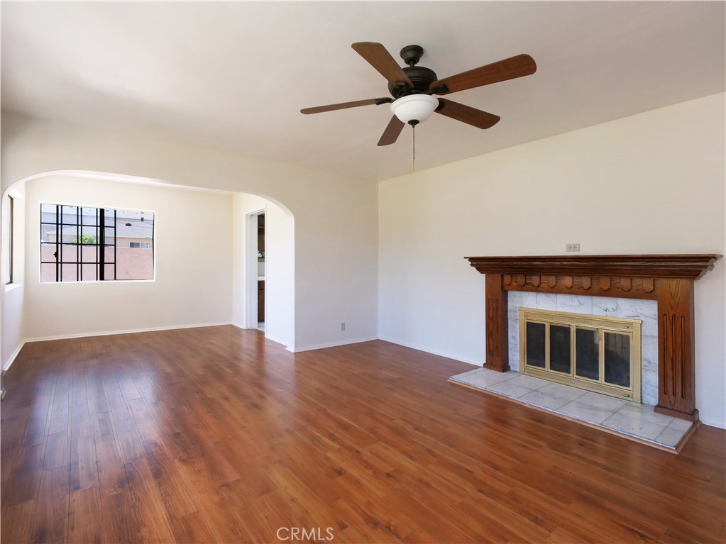 1569 W 218th Street