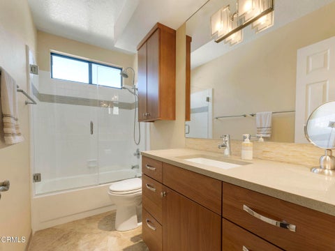 Tiny photo for 754 Lynnmere Drive, Thousand Oaks, CA 91360 (MLS # V1-38452)