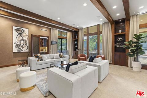 Photo of 17424 Cumpston Street, Encino, CA 91316 (MLS # 26706235)