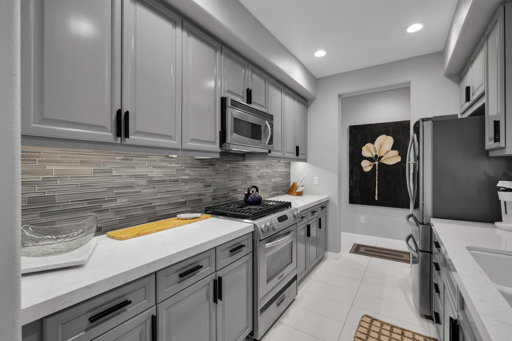 Legacy Villas - Residential