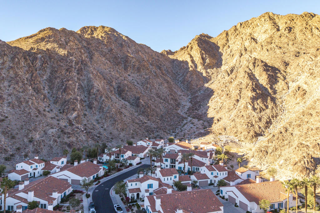 Legacy Villas - Residential