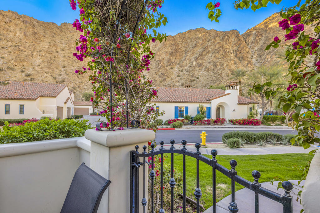 Legacy Villas - Residential