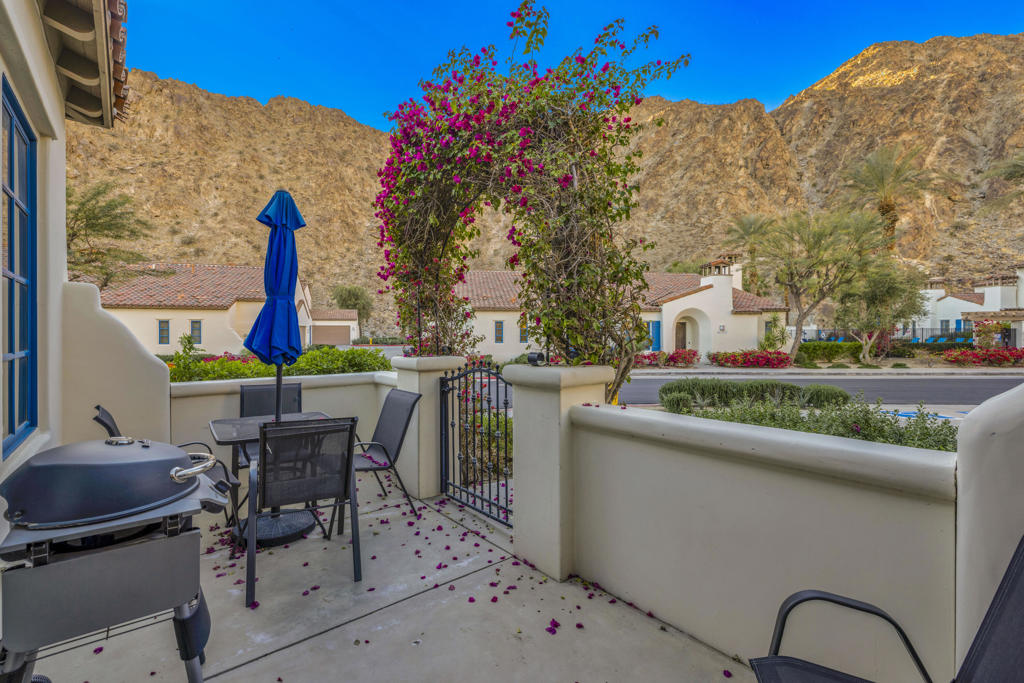 Legacy Villas - Residential