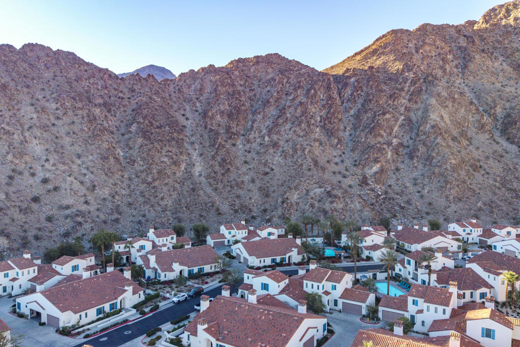 Legacy Villas - Residential