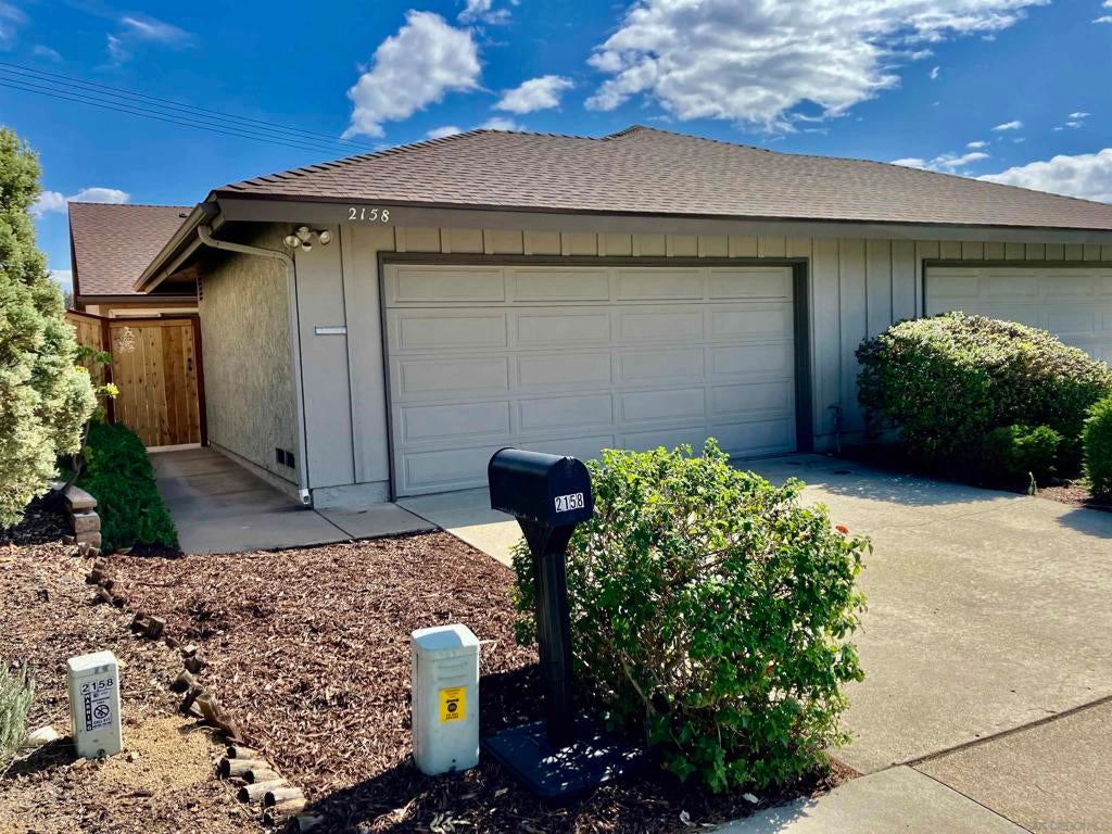 2158 Country Pl PL
