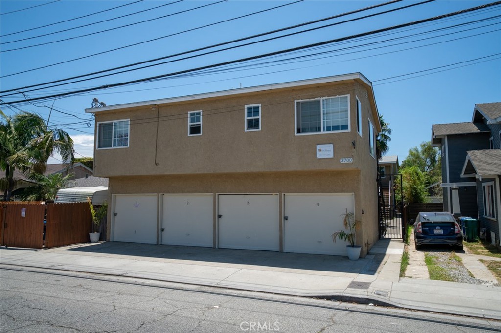 3700 E 4th Street