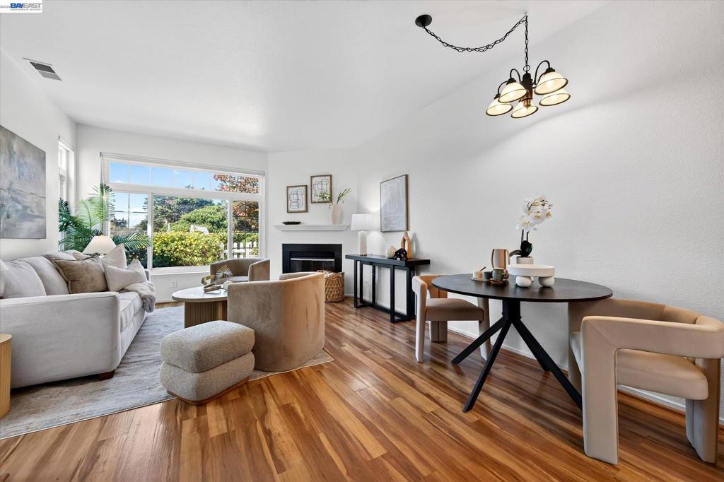 411 Commodore Drive