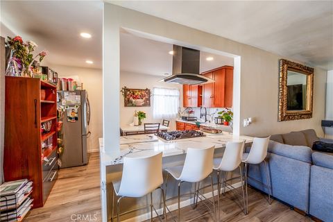 12109 216th Hawaiian Gardens CA 90716