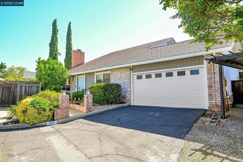 Photo of 5517 Guadalupe Ct, Concord, CA 94521 (MLS # 41135074)