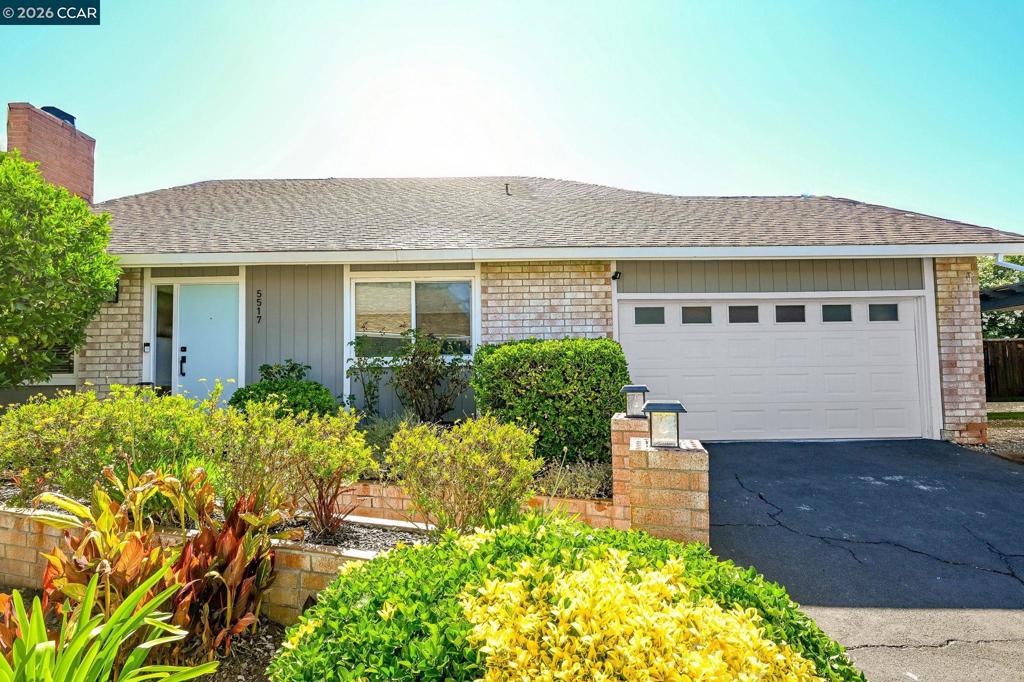 5517 Guadalupe Ct