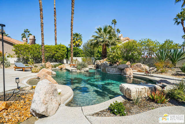 Desert Falls The Lin - Residential Lease