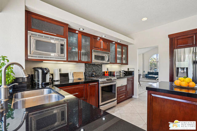 Desert Falls The Lin - Residential Lease